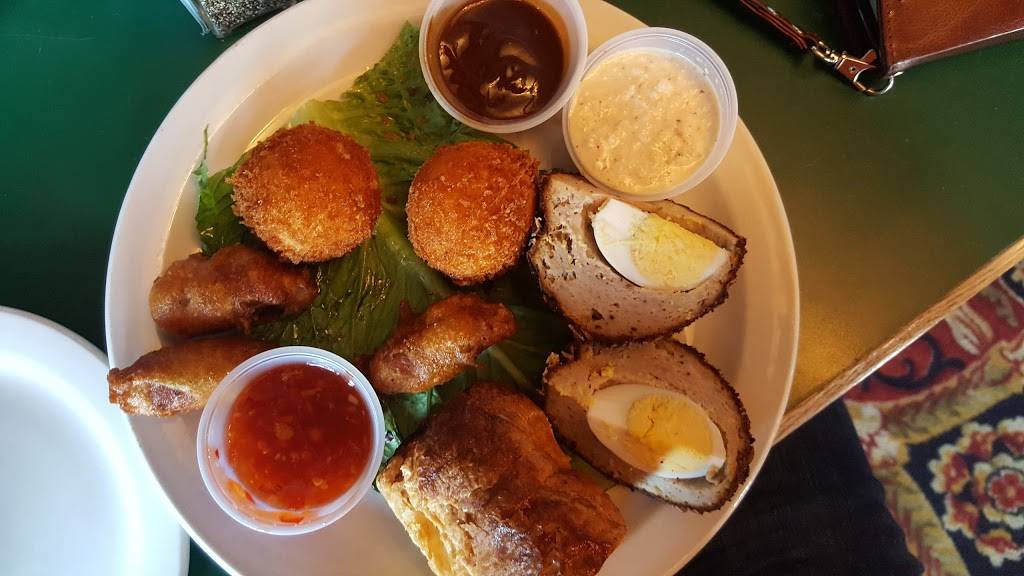 The Blue Anchor British Pub | restaurant | 804 E Atlantic Ave, Delray Beach, FL 33483, USA | 5612727272 OR +1 561-272-7272