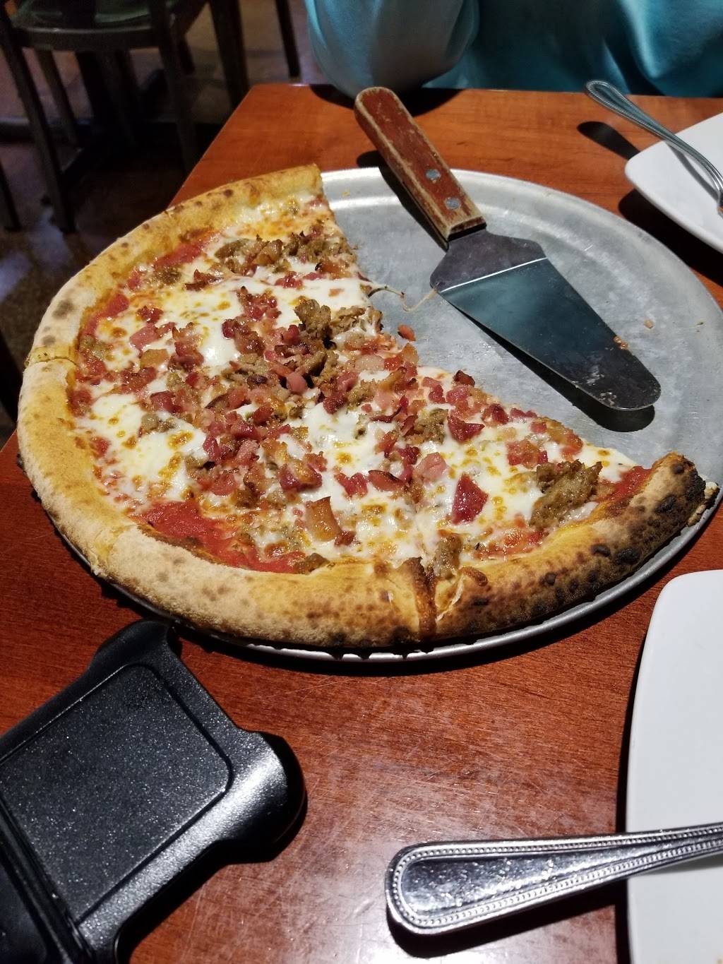 Bricks Wood Fired Pizza - Naperville | restaurant | 1763 Freedom Dr, Naperville, IL 60563, USA | 6307996860 OR +1 630-799-6860