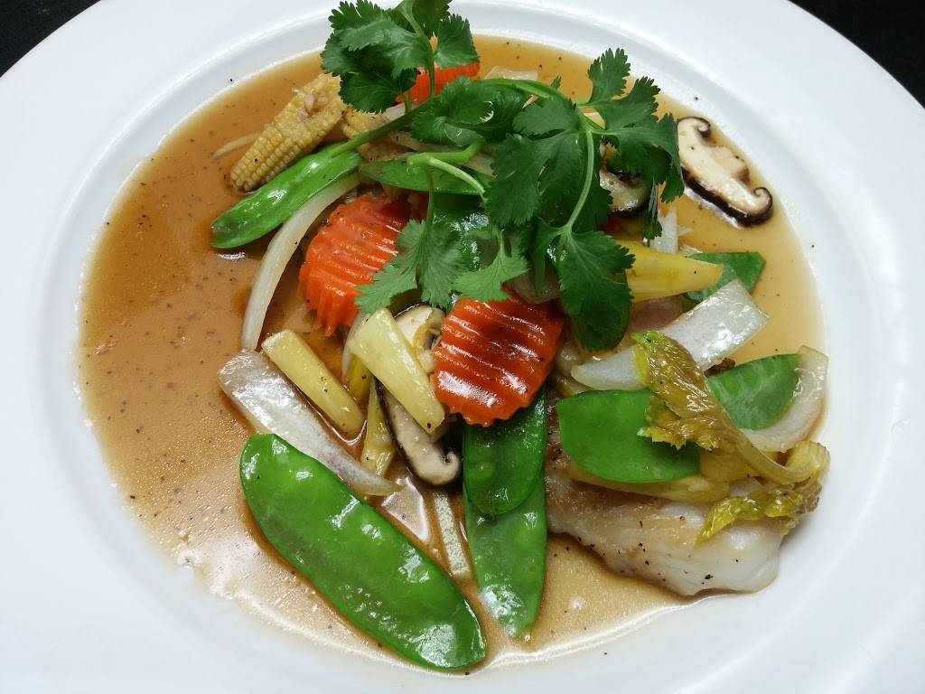 Baan Thai Restaurant | restaurant | 1408, 424 Larkfield Center, Santa Rosa, CA 95403, USA | 7075768621 OR +1 707-576-8621