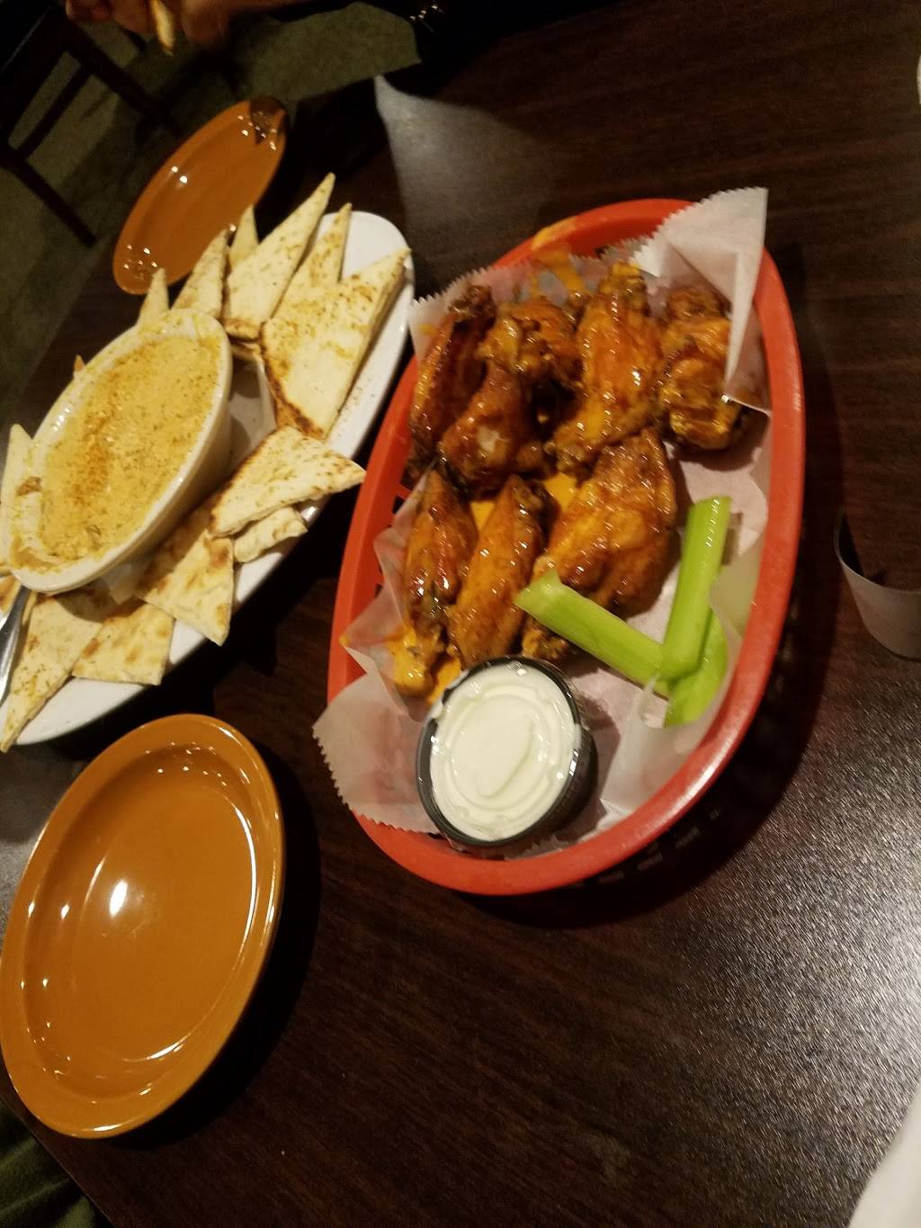 Gallucios Restaurant | restaurant | 1709 Lovering Ave, Wilmington, DE 19806, USA | 3026553689 OR +1 302-655-3689