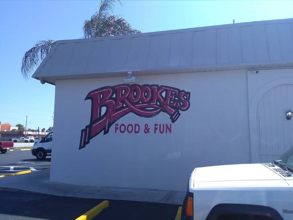 Brookes Restaurant | night club | 4259, 4450 Hancock Bridge Pkwy, North Fort Myers, FL 33903, USA | 2399951900 OR +1 239-995-1900