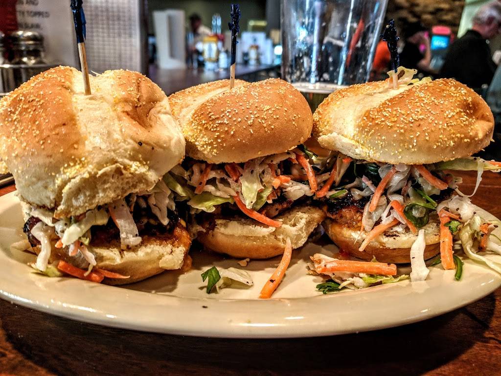 The Hungry Monk | restaurant | 1760 W Chandler Blvd, Chandler, AZ 85224, USA | 4809638000 OR +1 480-963-8000