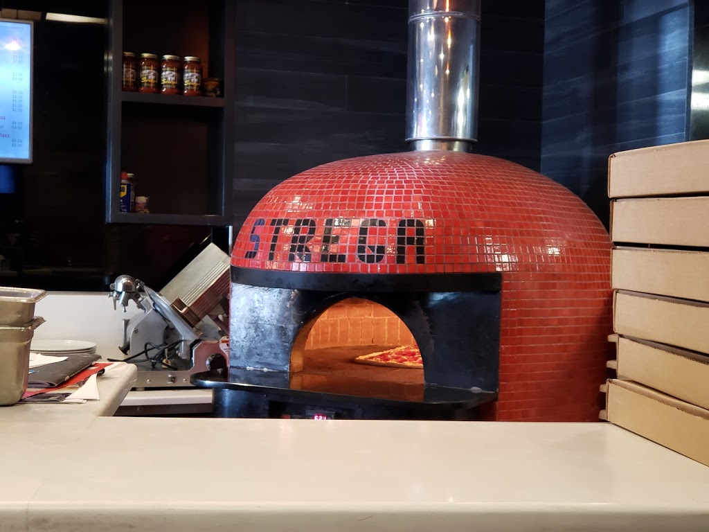 Rinas Pizzeria & Cafe | restaurant | 371 Hanover St, Boston, MA 02113, USA | 6174565700 OR +1 617-456-5700