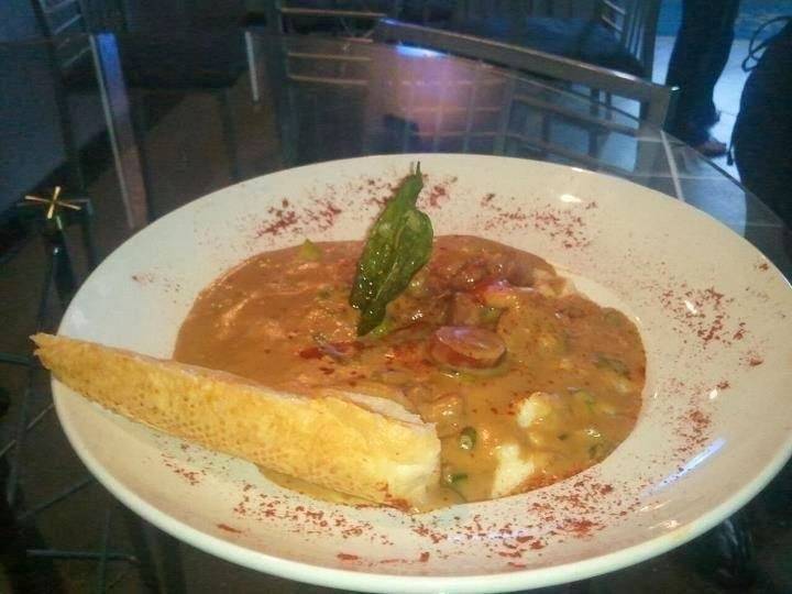 Desi Romanos Sports Bar & Grill | restaurant | 3809 Paris Rd, Chalmette, LA 70043, USA | 5042770824 OR +1 504-277-0824