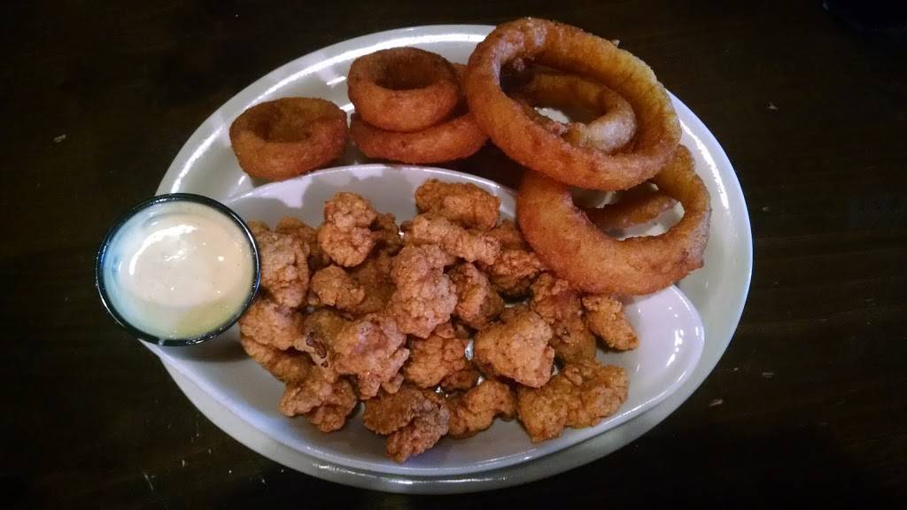 The Red Wagon | restaurant | 6950 Frontage Rd, Poseyville, IN 47633, USA | 8128742221 OR +1 812-874-2221