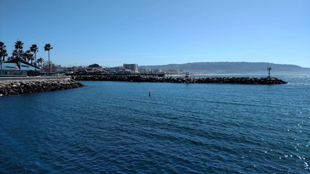 Pollys on the Pier | cafe | 160 International Boardwalk, Redondo Beach, CA 90277, USA | 3103183736 OR +1 310-318-3736