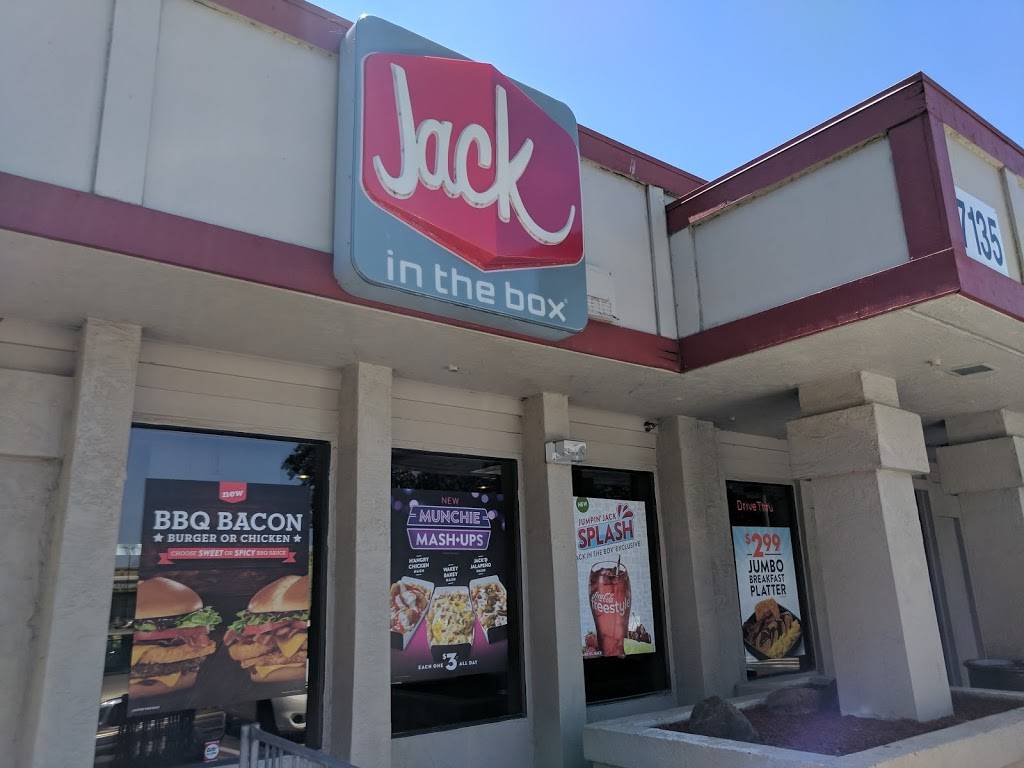Jack in the Box | restaurant | 7135 Redwood Blvd, Novato, CA 94945, USA | 4158780465 OR +1 415-878-0465