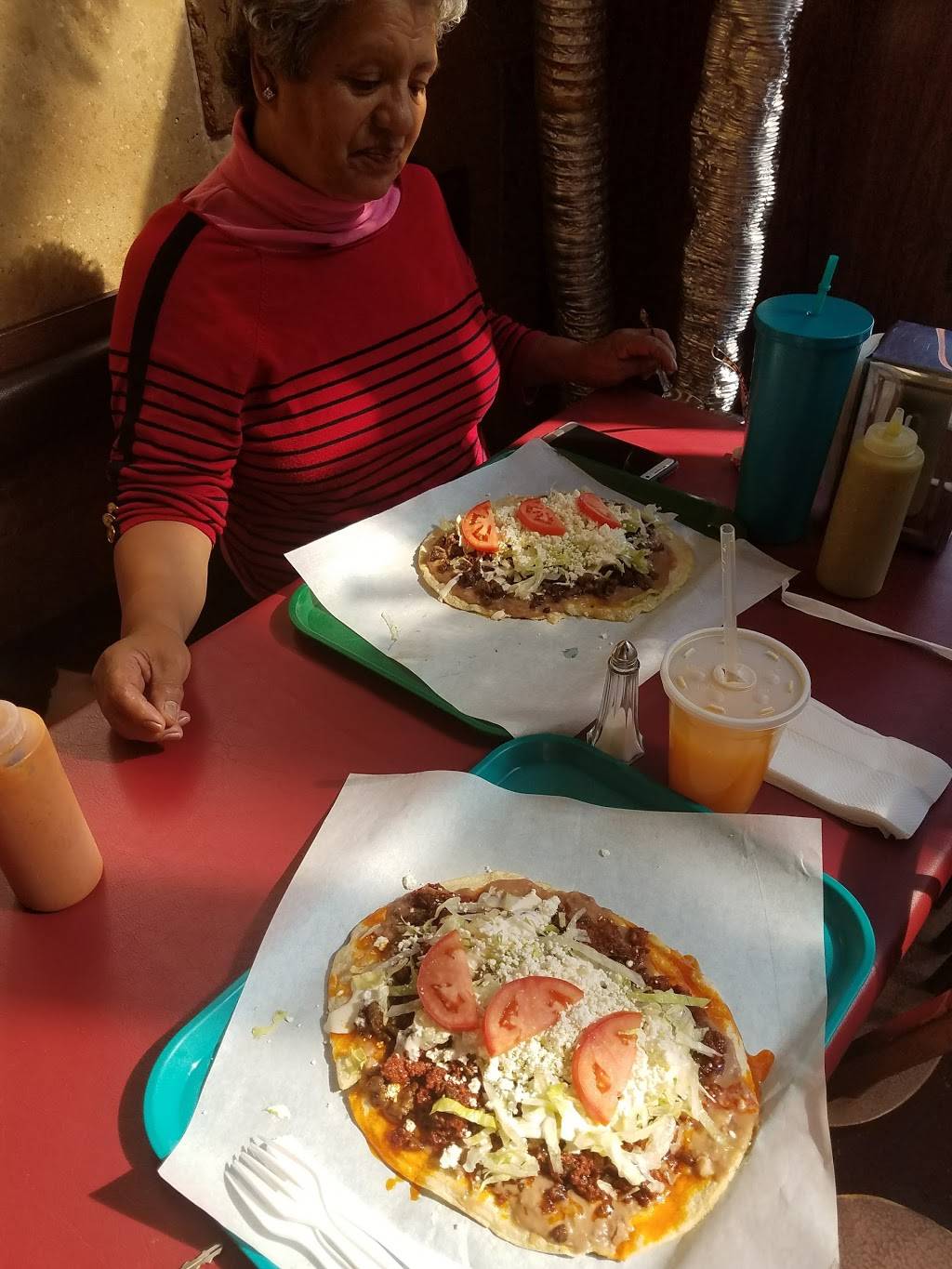 Taquería El Huarache | restaurant | 1002 Del Monte Ave, Salinas, CA 93905, USA | 8312726712 OR +1 831-272-6712