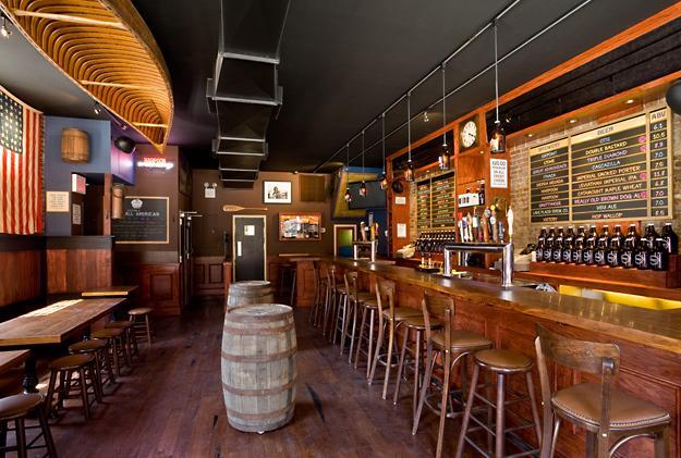 The Pony Bar | restaurant | 1444 1st Ave., New York, NY 10021, USA | 2122880090 OR +1 212-288-0090