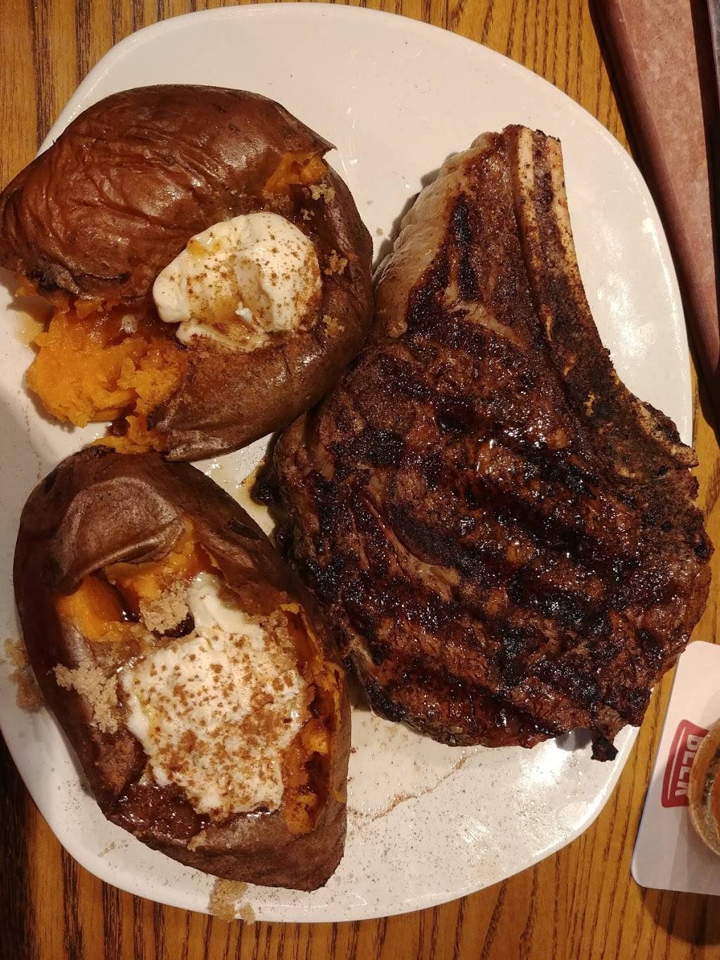 Outback Steakhouse | restaurant | 7211 Lake Andrew Dr, Melbourne, FL 32940, USA | 3212428115 OR +1 321-242-8115