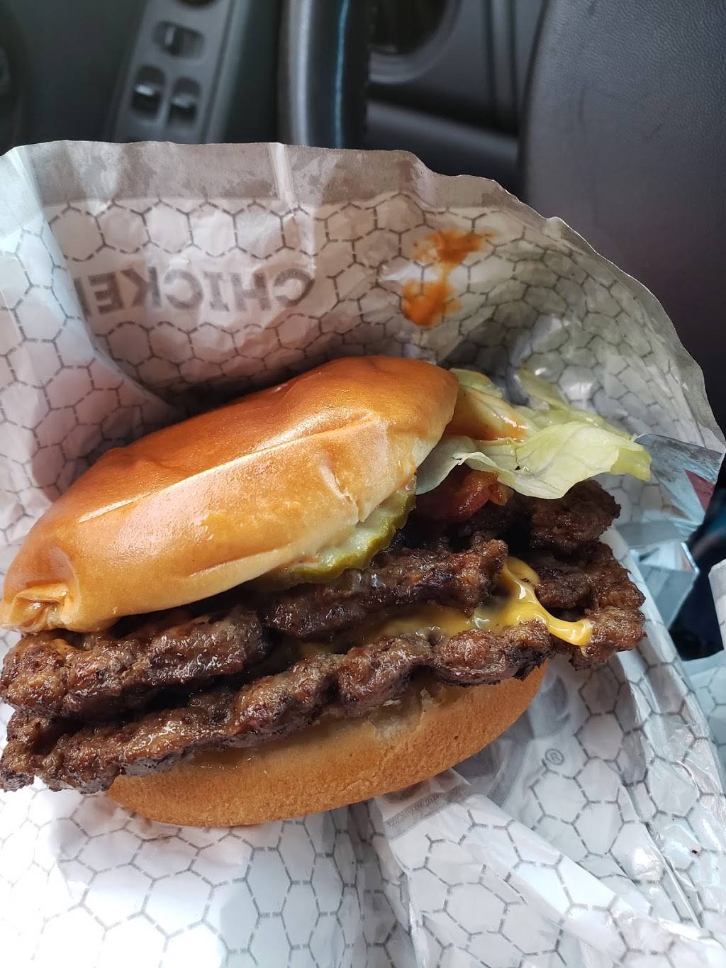 Wendys | restaurant | 18800 Mack Ave, Grosse Pointe Farms, MI 48236, USA | 3136401399 OR +1 313-640-1399