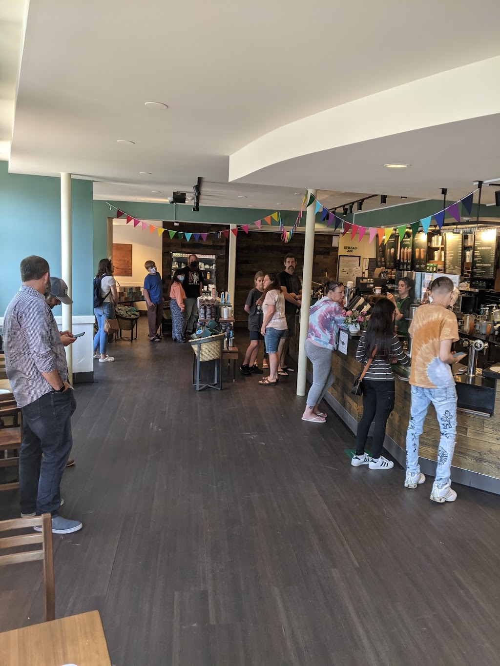 Starbucks | cafe | 594 Congress St, Portland, ME 04101, USA | 2077610334 OR +1 207-761-0334