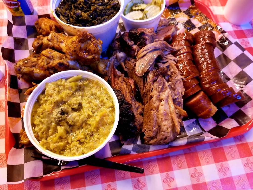 Blue Moon BBQ | restaurant | 711 Park Ave, Lebanon, TN 37087, USA | 6154447920 OR +1 615-444-7920