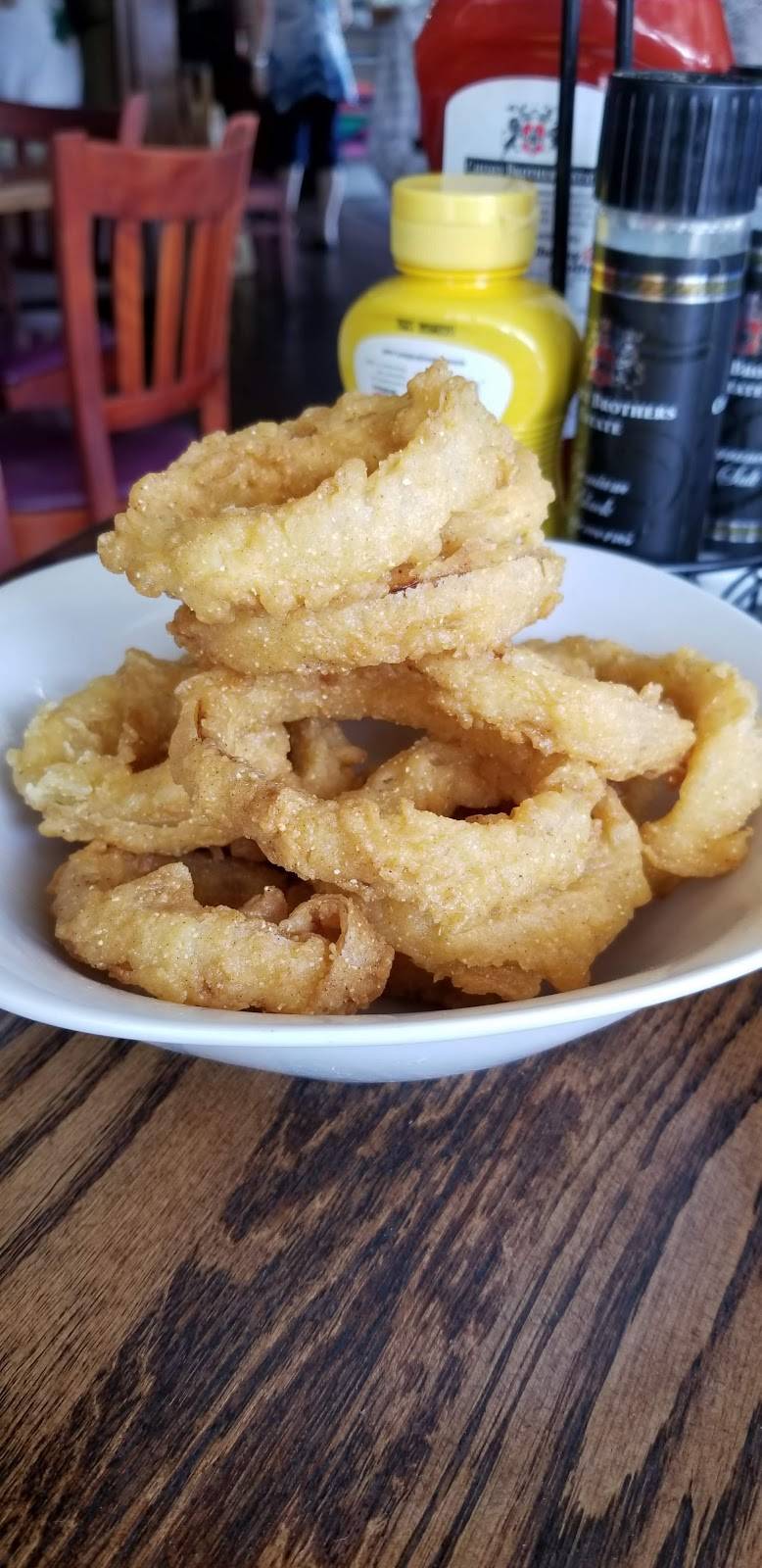 Tillies Tavern | restaurant | 31 E Magnolia Ave, Eustis, FL 32726, USA | 3526027929 OR +1 352-602-7929