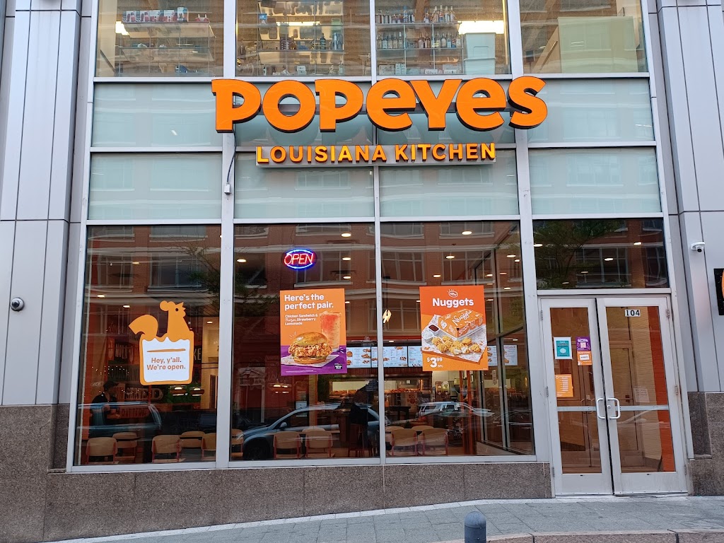 Popeyes Louisiana Kitchen | restaurant | 600 E Pratt St Suite. 104, Baltimore, MD 21202, USA | 4434496124 OR +1 443-449-6124