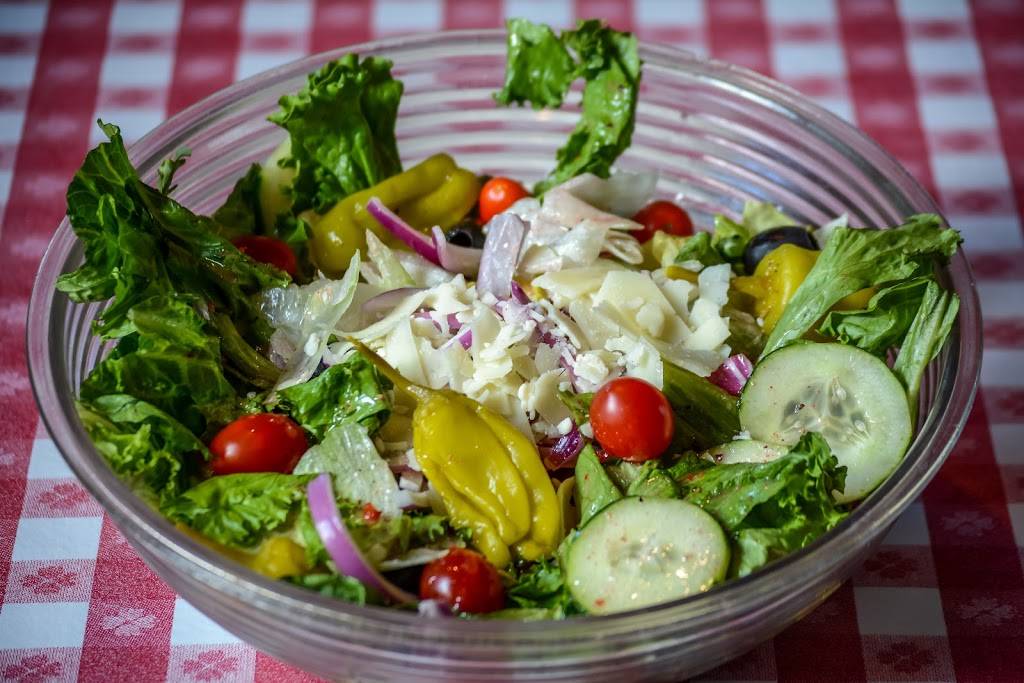 Vinny Vanucchis | restaurant | 201 S Main St, Galena, IL 61036, USA | 8157778100 OR +1 815-777-8100