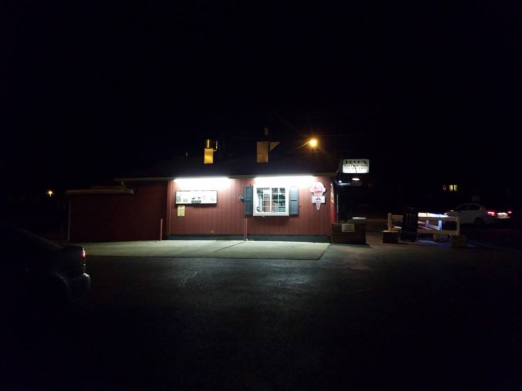 Hooks Pizza On the Hill | restaurant | 490 W 5th St, Chillicothe, OH 45601, USA | 7407755700 OR +1 740-775-5700