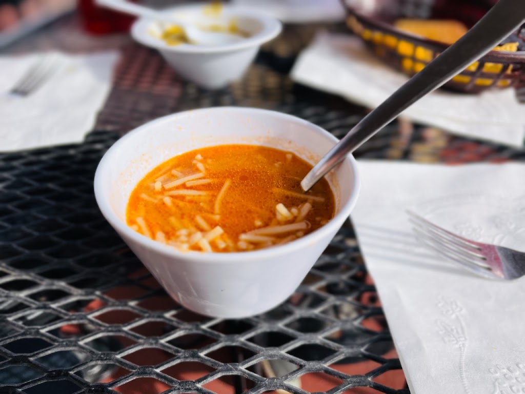 Lucys Restaurant | restaurant | 4119 N Mesa St, El Paso, TX 79902, USA | 9155443922 OR +1 915-544-3922