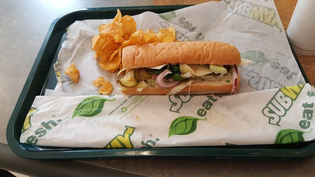 Subway Restaurants | restaurant | 9325 Whittier Blvd, Pico Rivera, CA 90660, USA | 5626992300 OR +1 562-699-2300