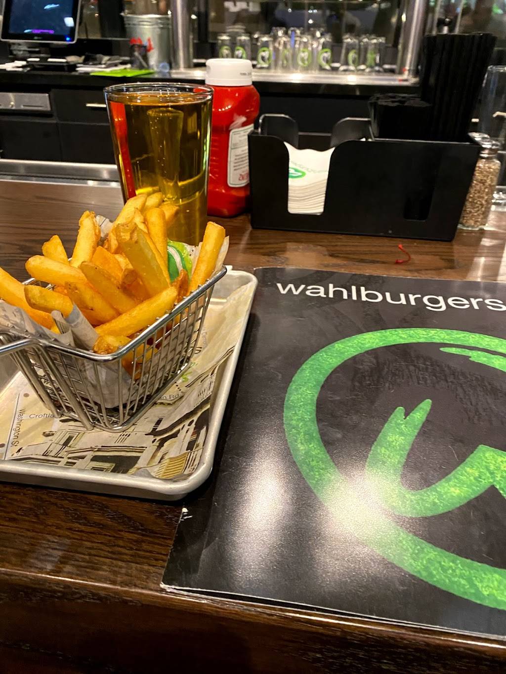 Wahlburgers | restaurant | 11852 Elm Creek Blvd N, Maple Grove, MN 55369, USA | 7634945339 OR +1 763-494-5339