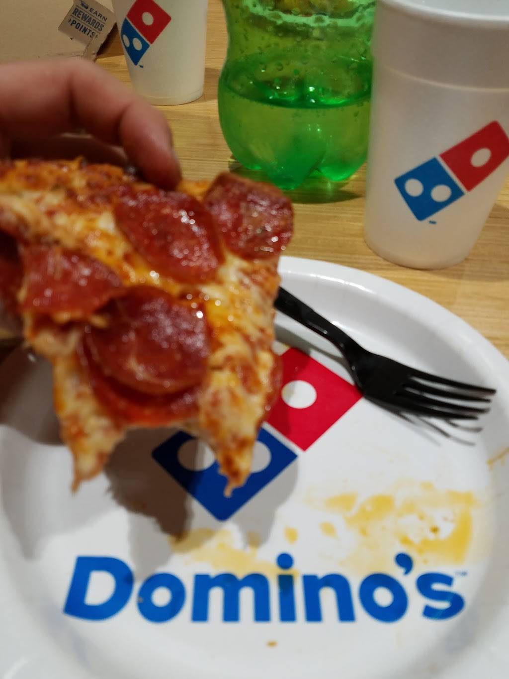 Dominos Pizza | meal delivery | 28 S Main St, Mt Gilead, OH 43338, USA | 4199476000 OR +1 419-947-6000