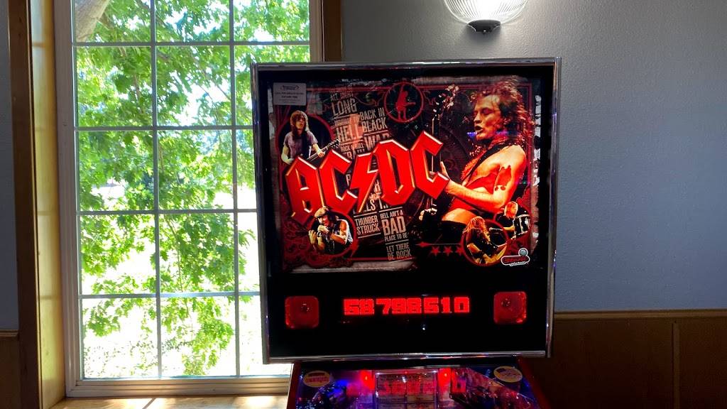 Replay Sports Pub and Arcade | restaurant | 15700 NW Blueridge Dr, Beaverton, OR 97006, USA | 5035672626 OR +1 503-567-2626