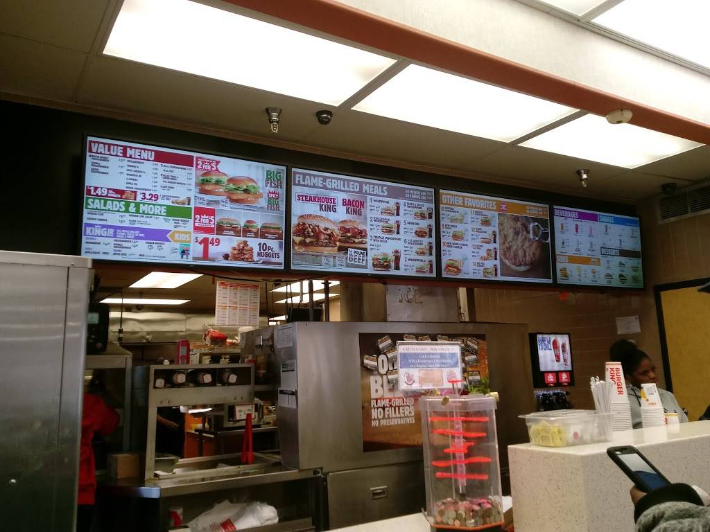 Burger King | restaurant | 455 S Robert St, St Paul, MN 55107, USA | 6512280016 OR +1 651-228-0016