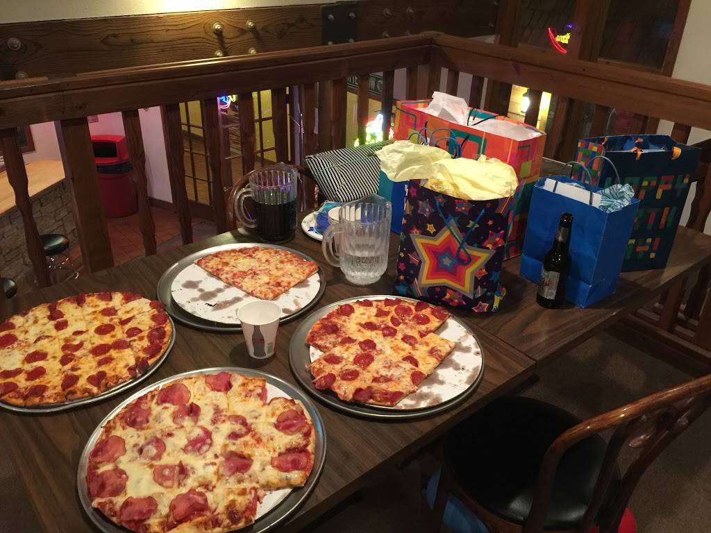 Papa Tronnios Pizza | meal delivery | 202 Broad St, Prescott, WI 54021, USA | 7152625131 OR +1 715-262-5131