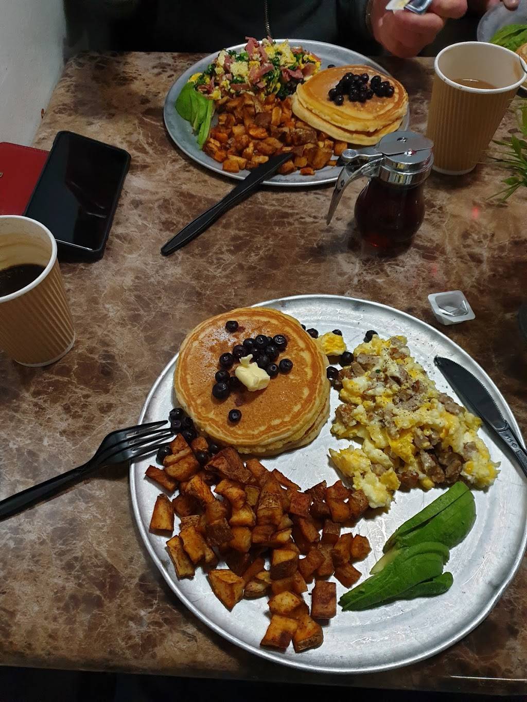 Berry Que | restaurant | 1707 N Las Palmas Ave, Los Angeles, CA 90028, USA | 3234627888 OR +1 323-462-7888