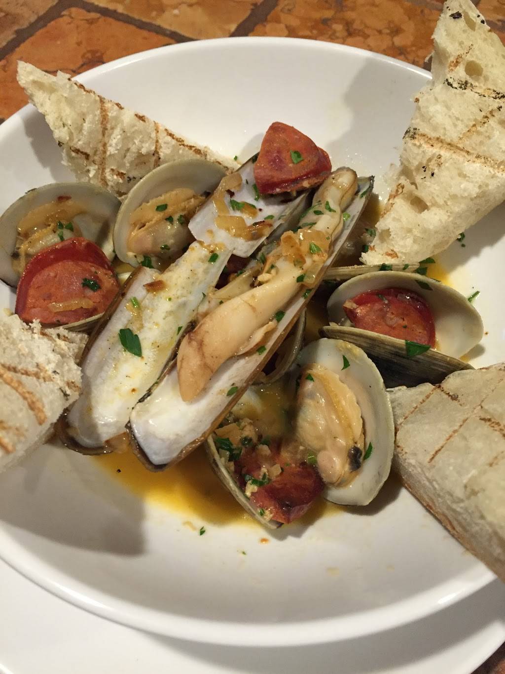 Sola Bistro and Wine Bar | restaurant | 6700 Gulf Blvd, St Pete Beach, FL 33706, USA | 7273607500 OR +1 727-360-7500