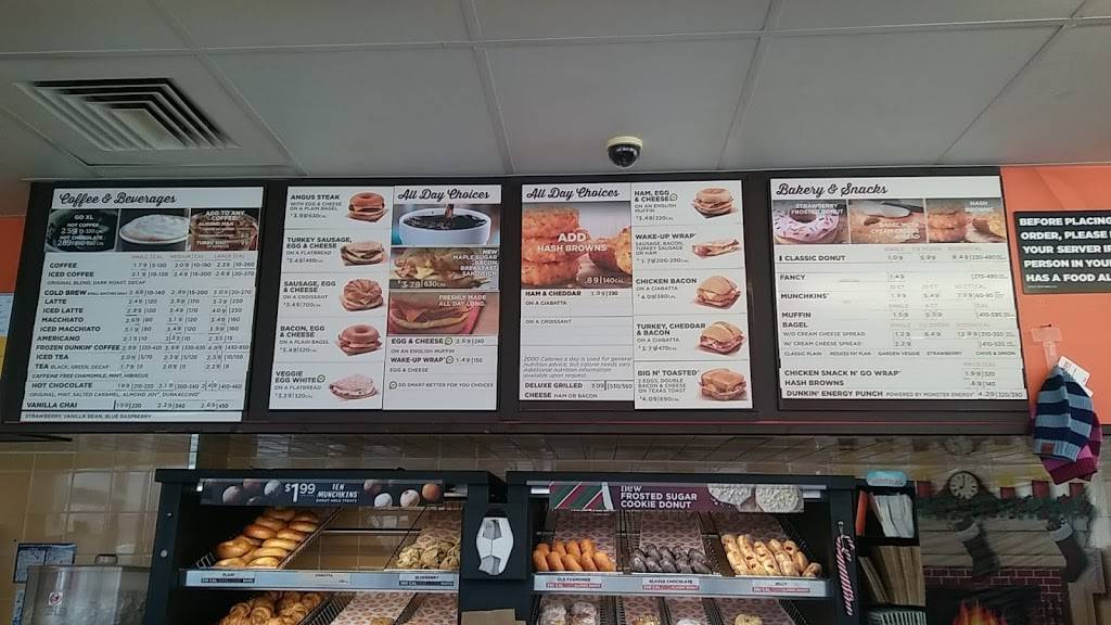 Dunkin | bakery | 128 Main St, Webster, MA 01570, USA | 5089430566 OR +1 508-943-0566