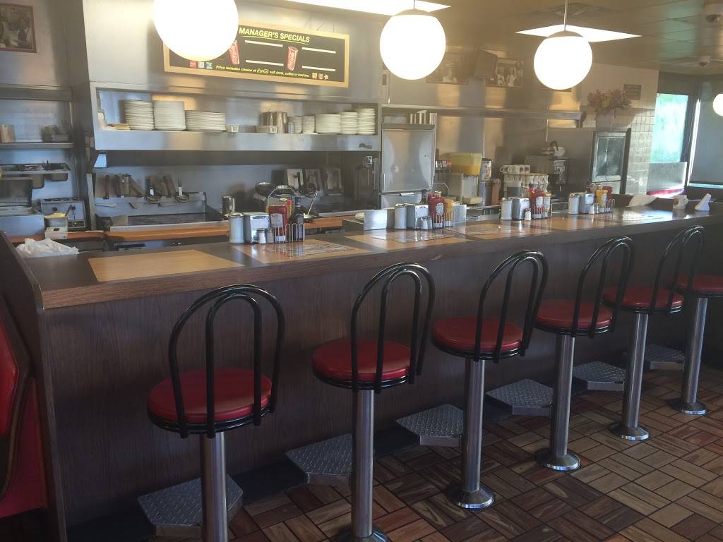 Waffle House | meal takeaway | 4210 Lakeland Hills Blvd, Lakeland, FL 33805, USA | 8636832889 OR +1 863-683-2889