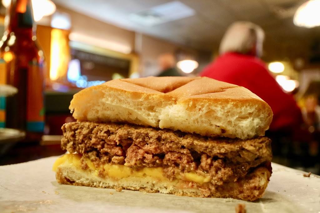 Millers Bar | restaurant | 23700 Michigan Ave, Dearborn, MI 48124, USA | 3135652577 OR +1 313-565-2577