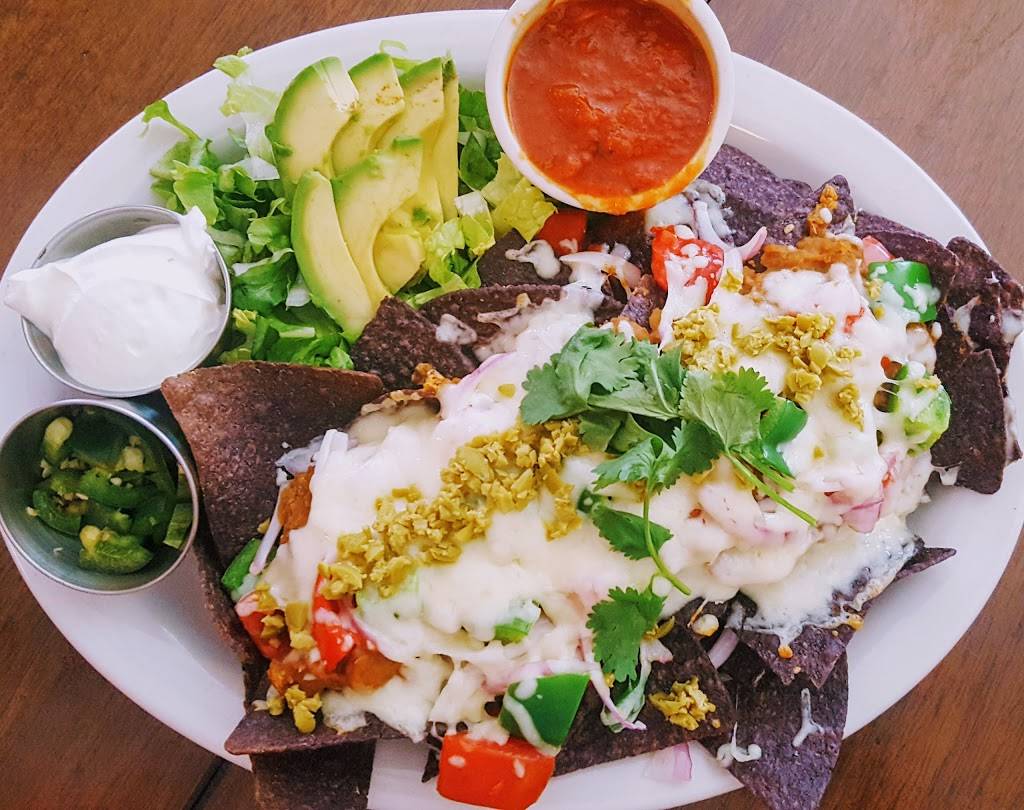 Inn Season Cafe | restaurant | 500 E 4th St, Royal Oak, MI 48067, USA | 2485477916 OR +1 248-547-7916