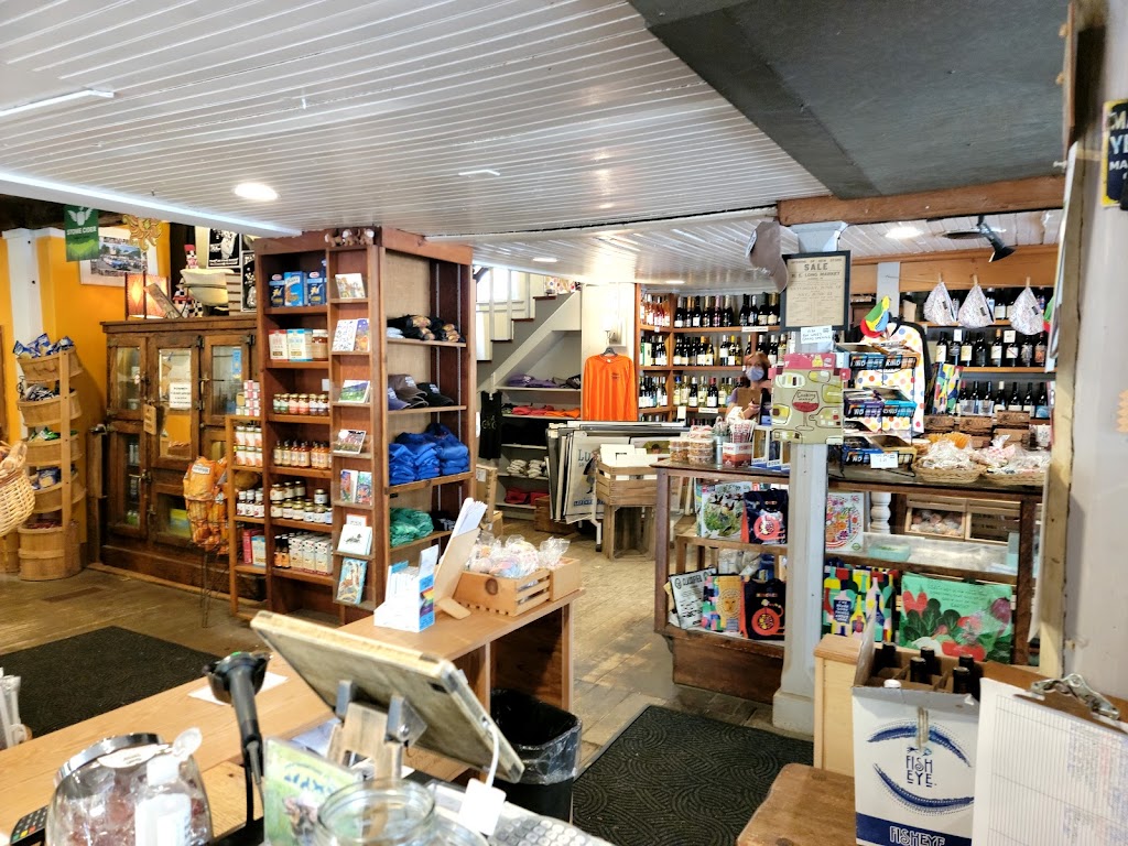 Warren Store | restaurant | 284 Main St, Warren, VT 05674, USA | 8024963864 OR +1 802-496-3864