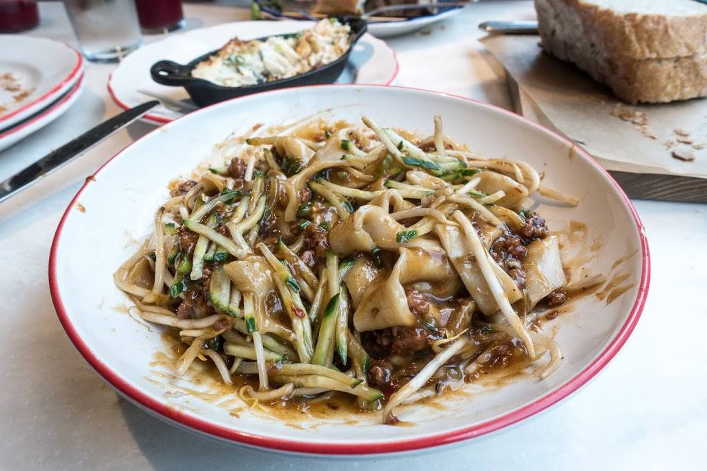 Farmers & Distillers | restaurant | 600 Massachusetts Ave NW, Washington, DC 20001, USA | 2024643001 OR +1 202-464-3001