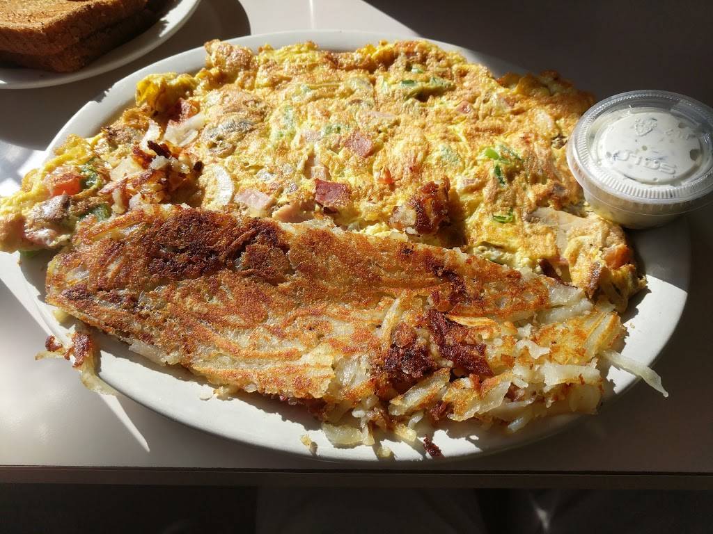 Bennys Family Dining | restaurant | 1952 S Industrial Hwy, Ann Arbor, MI 48104, USA | 7346636302 OR +1 734-663-6302