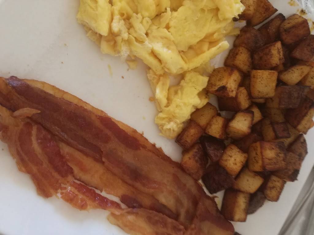 Augies Bistro | restaurant | 711 W Indiantown Rd, Jupiter, FL 33458, USA | 5617450058 OR +1 561-745-0058