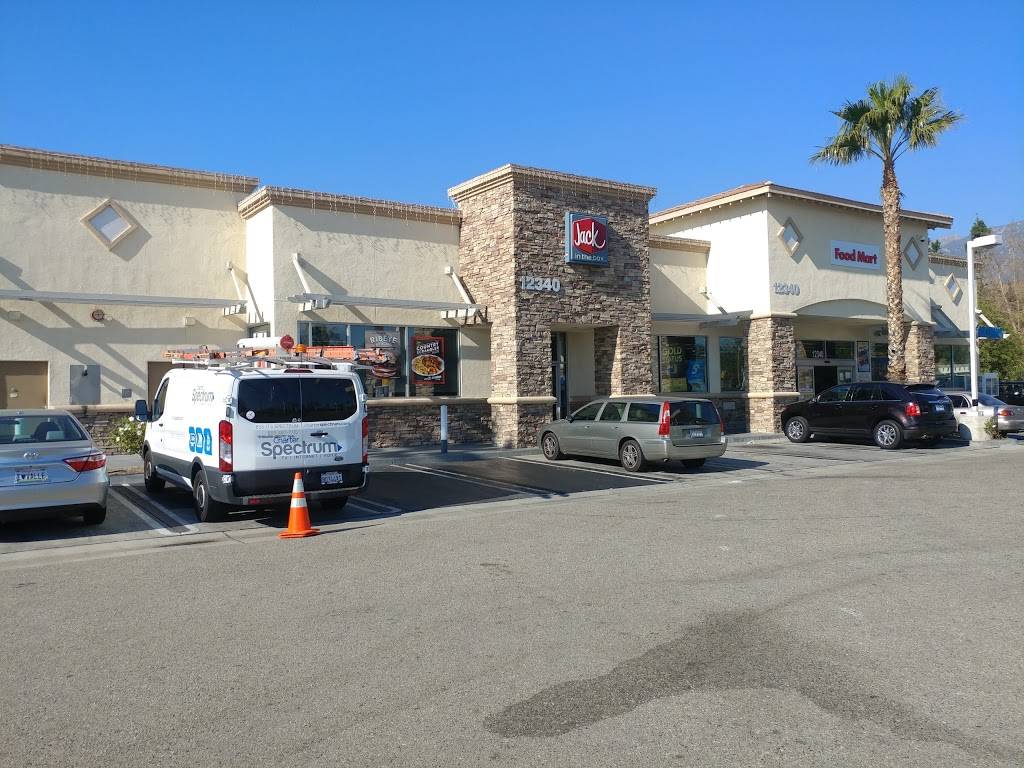 Jack in the Box | restaurant | 12340 Highland Ave Ste B, Etiwanda, CA 91739, USA | 9096469512 OR +1 909-646-9512
