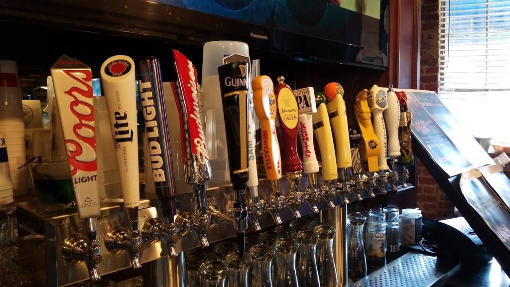 Diamond Pub & Billiards | restaurant | 630 Barret Ave, Louisville, KY 40204, USA | 5026907040 OR +1 502-690-7040