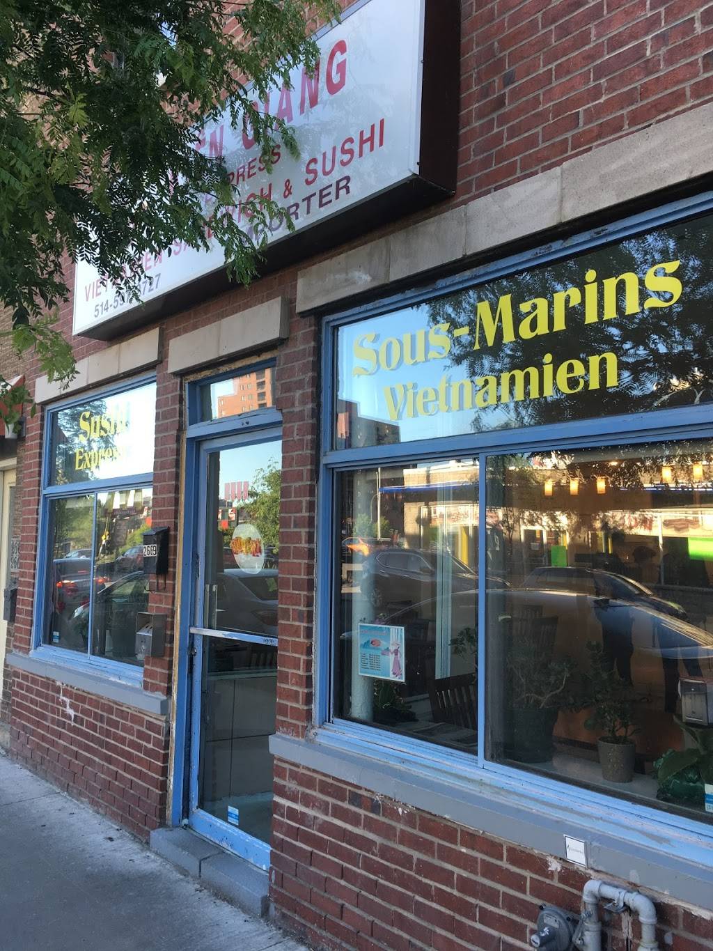 Restaurant Kien-Giang Exp | restaurant | 2669 Rue Ontario E, Montréal, QC H2K 1X1, Canada | 5145972727 OR +1 514-597-2727