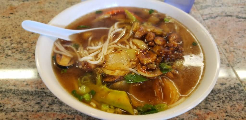 Lucky Chinese Restaurant | restaurant | 5807 4th Ave S, Seattle, WA 98108, USA | 2067620676 OR +1 206-762-0676