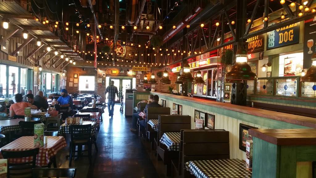 Portillos Hot Dogs | meal takeaway | 12840 Day St, Moreno Valley, CA 92553, USA | 9516531000 OR +1 951-653-1000