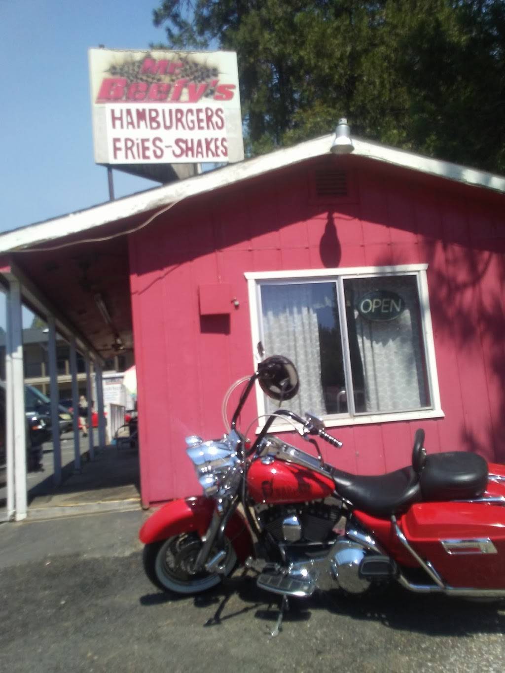 Mr. Beefys Premium Burgers | restaurant | 22636 CA-88, Pine Grove, CA 95665, USA | 2092958838 OR +1 209-295-8838