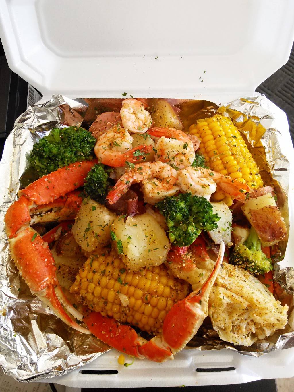 Skinny Chef Cafe | restaurant | 6962 Main St, Lithonia, GA 30058, USA | 6783349645 OR +1 678-334-9645