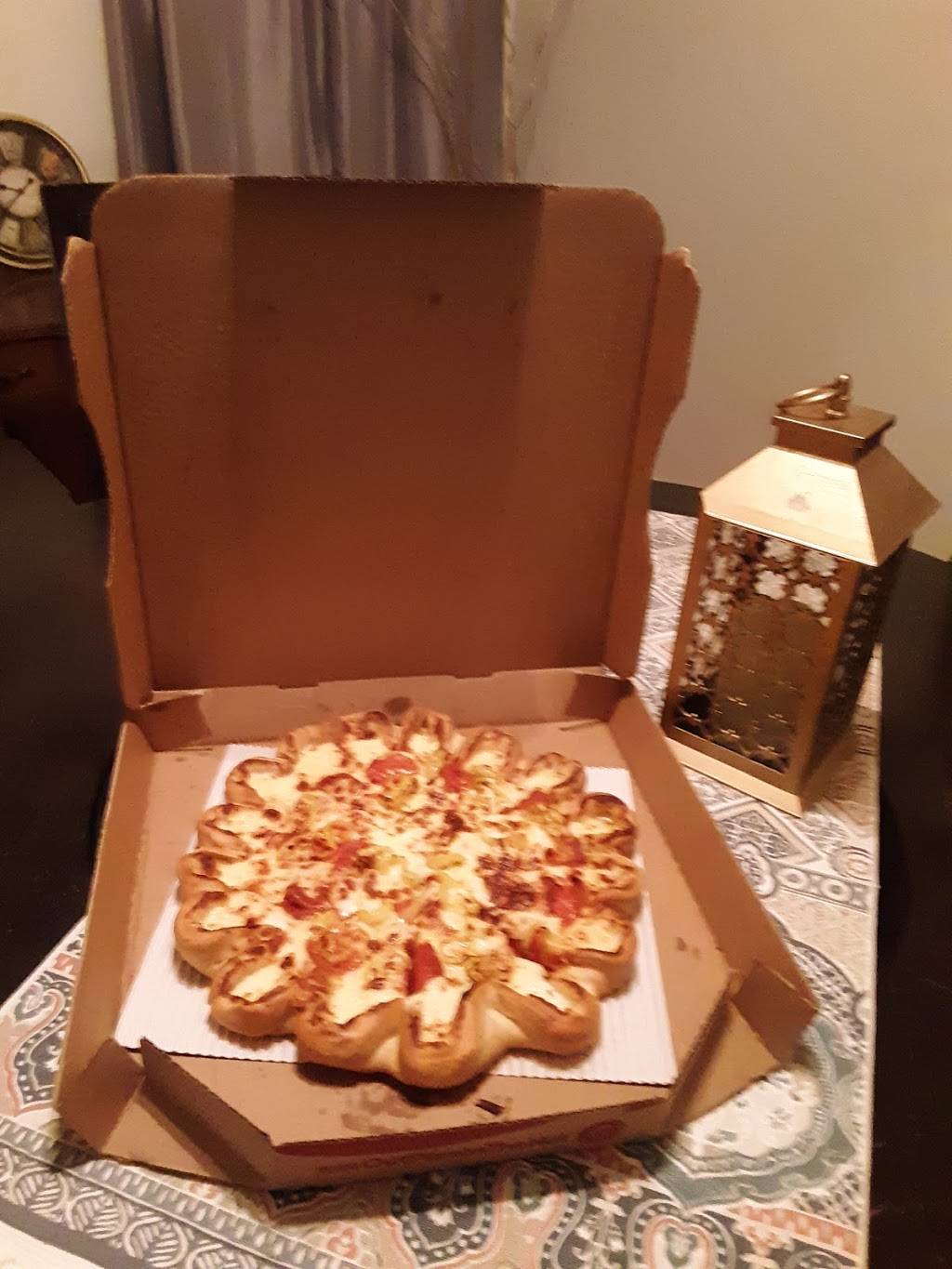 Pizza Hut | restaurant | 2211 Chester Ave Suite B, Cleveland, OH 44114, USA | 2163445533 OR +1 216-344-5533