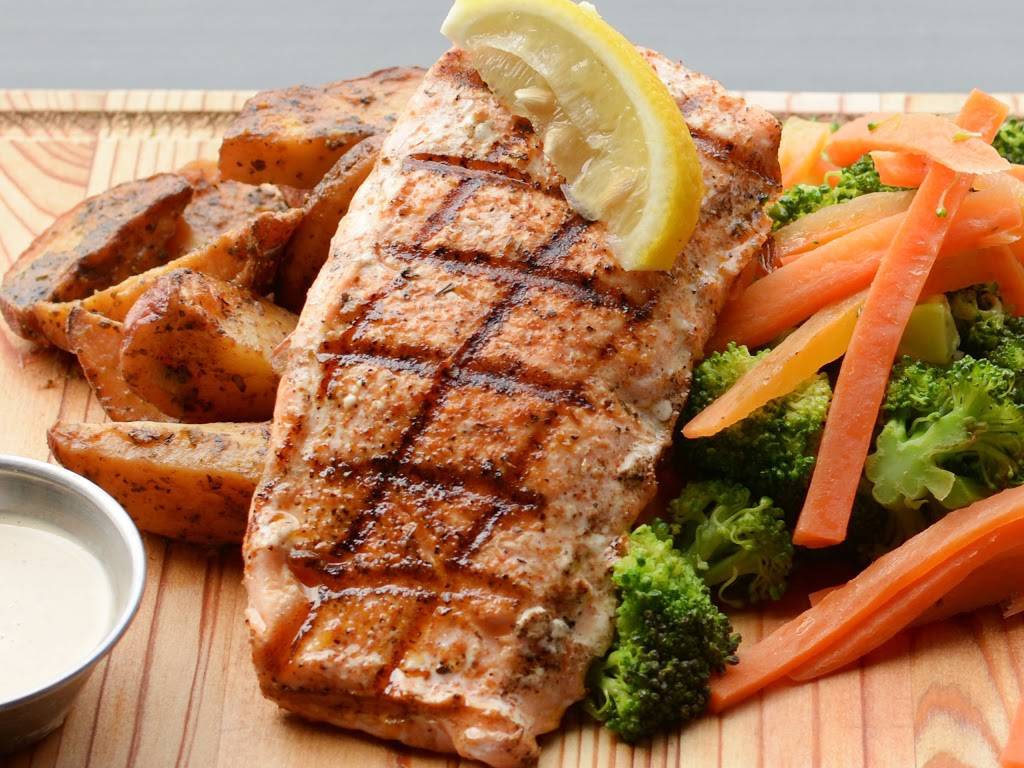 Crafthouse | restaurant | 1888 Explorer St, Reston, VA 20190, USA | 5719269931 OR +1 571-926-9931