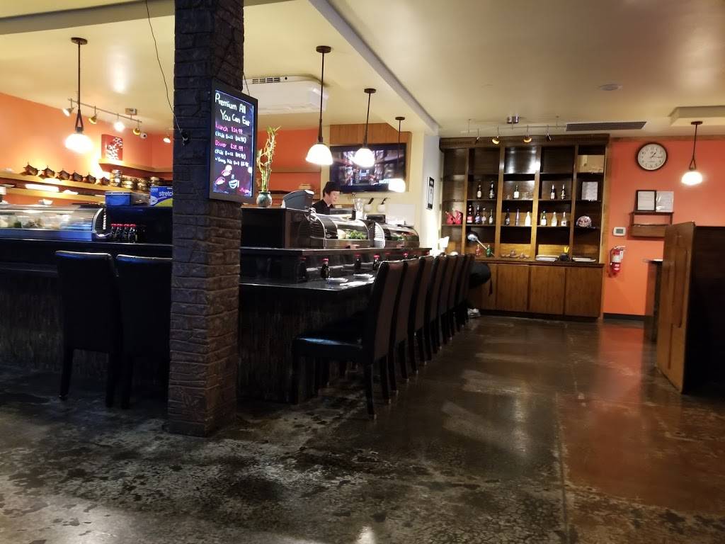 MUGEN SUSHI | restaurant | 18601 Hwy 99 #100, Lynnwood, WA 98037, USA | 4256400505 OR +1 425-640-0505