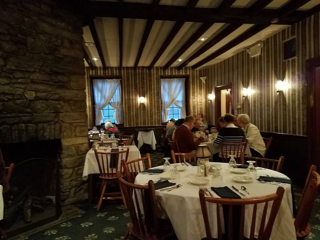 Revere Tavern | restaurant | 3063 Lincoln Hwy, Paradise, PA 17562, USA | 7176878601 OR +1 717-687-8601