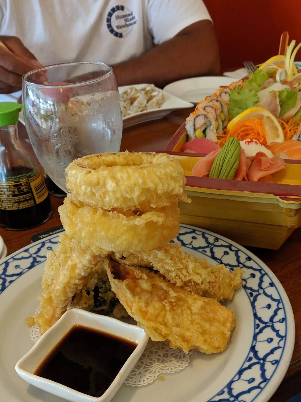 Bua | restaurant | 703 Sabattus St, Lewiston, ME 04240, USA | 2073764810 OR +1 207-376-4810